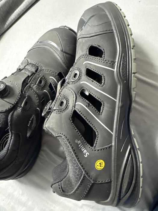 Buty z noskiem BOA Sanita sandały. 45