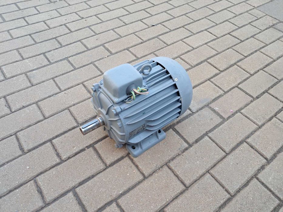 Silnik elektryczny 1,5kw 950 obrotów wolnoobrotowy Polski .Wysyłka
