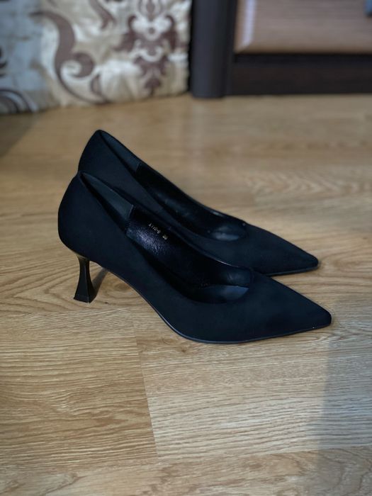 Туфлі чорні 36розмір