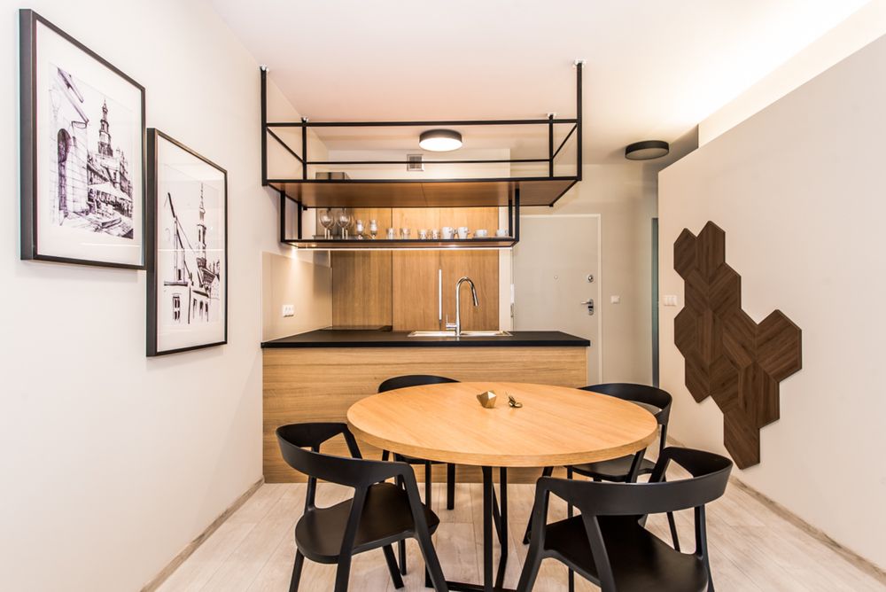 Biurowy apartament na doby Stary Rynek Poznan .Office apartment for short rent Old Market