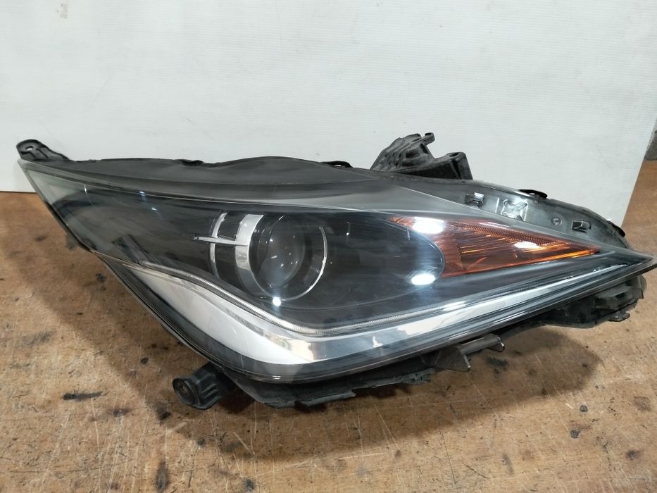 Farol Toyota aygo ótica direita 2016
