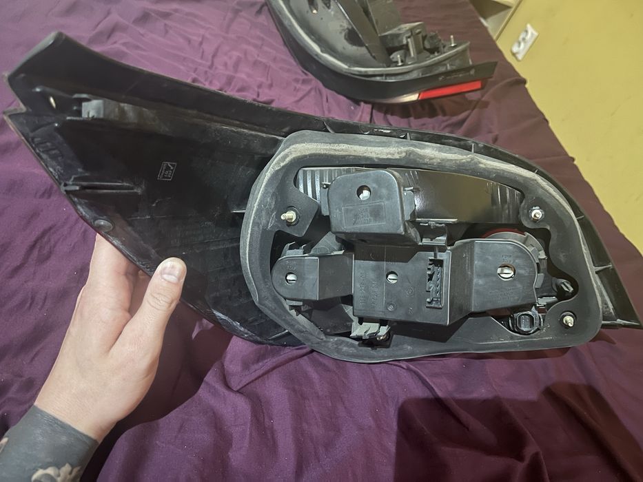 Sprzedam lampy tyl do bmw e60 przedlift