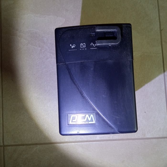 Продаю безперебійник Powercom BNT600