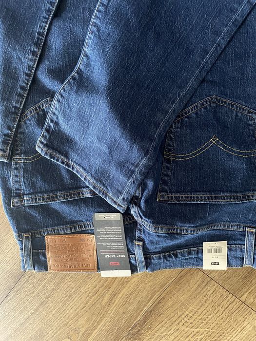 Levi’s męskie jeansy  502™ TAPER nowe z metka 31x32
