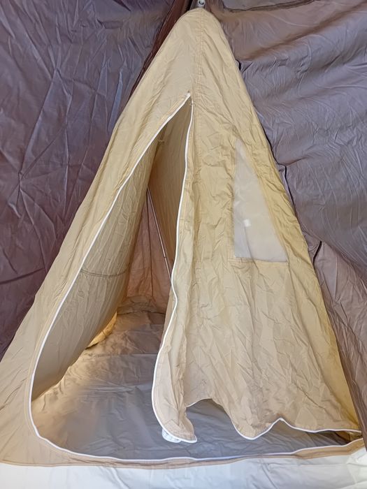 Tenda de canadiana com avançado