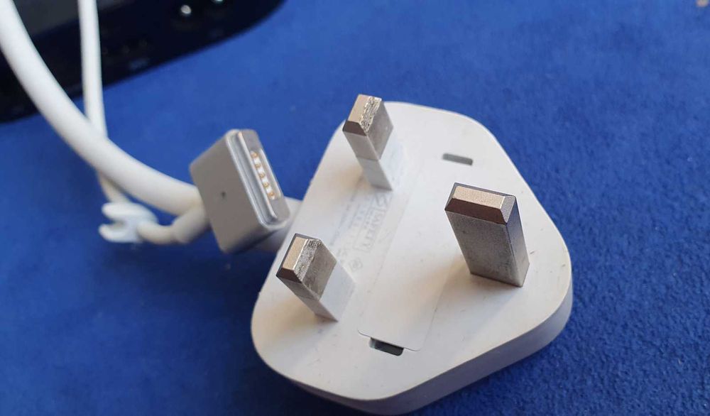 зарядка MagSafe 2 power adapter A1436 45 W i MacBooc tv APPLE  A1469