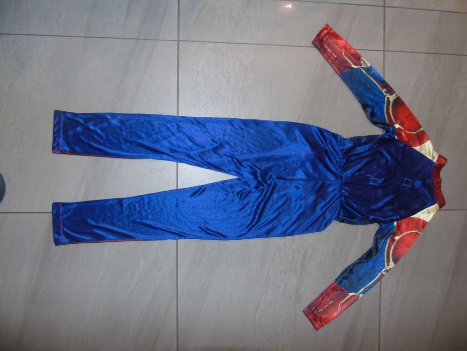 Kostium Kapitan Marvel 8-9 lat