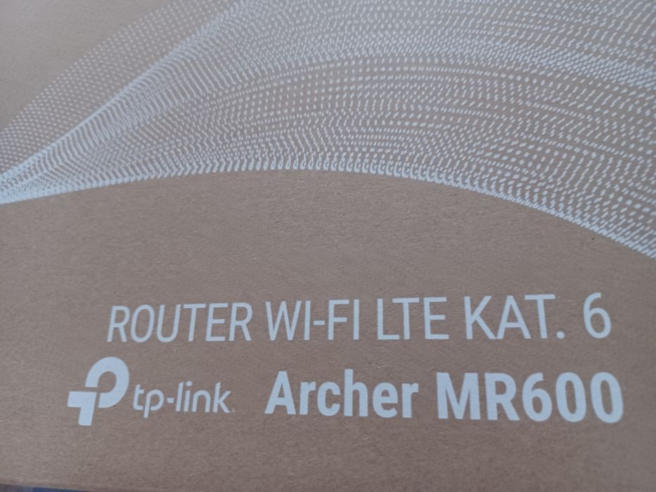 Ruter play mr600