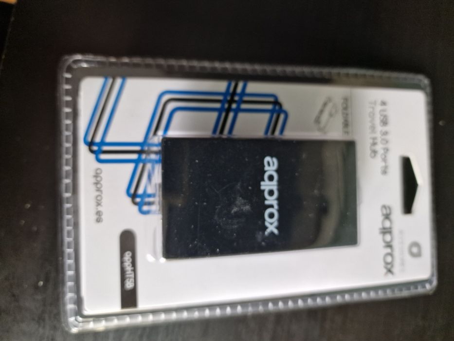 Travel hub USB 3.0, 4 portas, cor preta -Approx APPHT5B