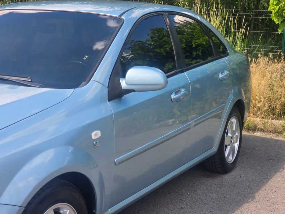 Продам  Chevrolet Lacetti 2012. Можна в розстрочку, під викуп.