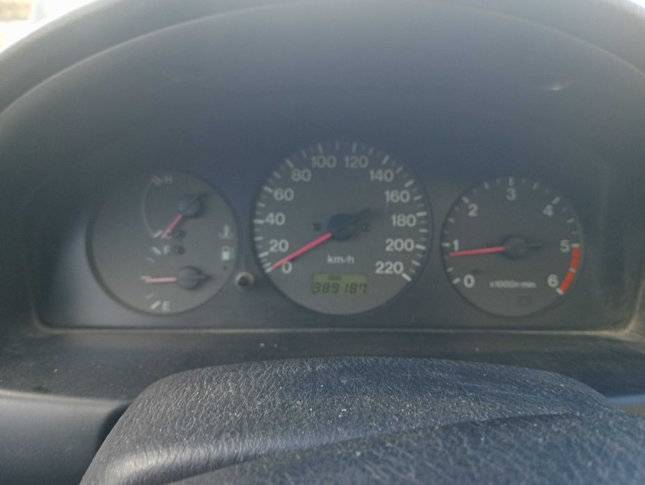 Mazda 323F GT 2.0 Diesel 1998 (Inspecionado)