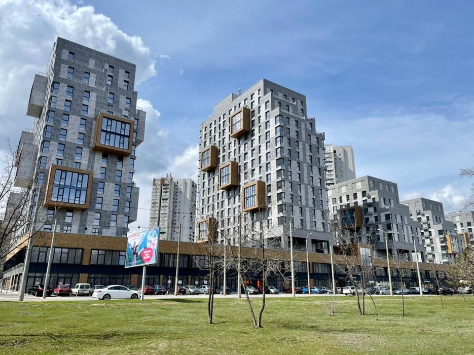 Продам 3к 81м в ЖК 5 Континент