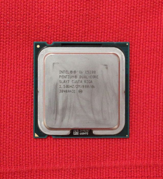 Intel Pentium E5200 CPU, 2.5 GHz Dual-Core Processor, SLAY7, LGA 77564751232355075121