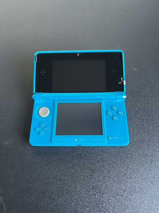 Nintendo 3DS Monster Hunter 4 Edição Especial com 100+ Jogos