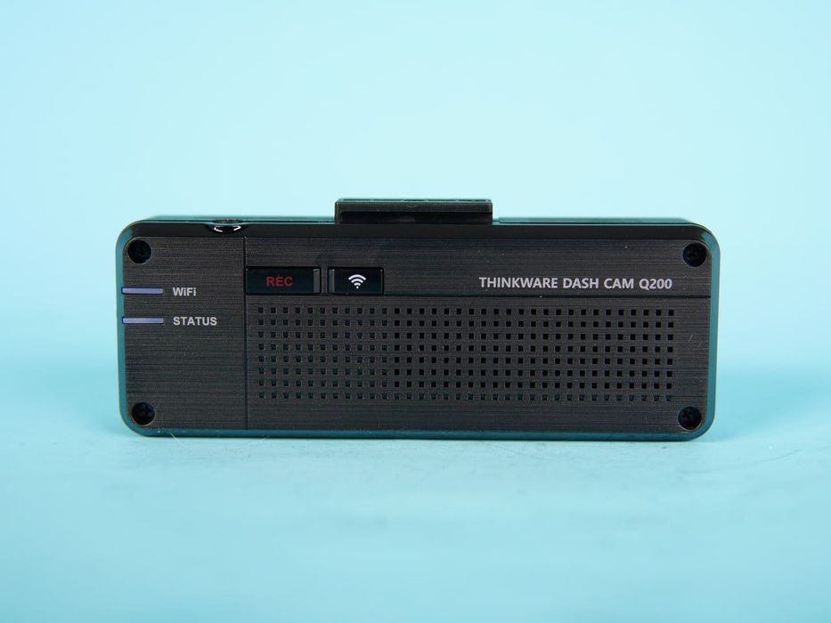 Видеорегистратор Thinkware Q200 с двумя камерами: 2K QHD и 1080p (с ра