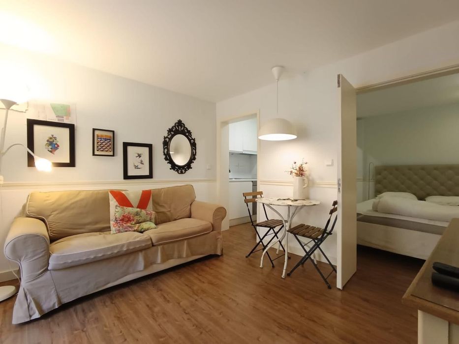 Alugo apartamento T1 - Lisboa