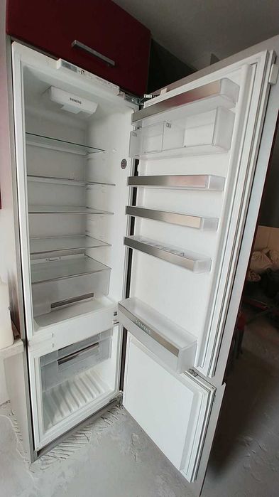 Lodówko - zamrażarka Lodówka do zabudowy Siemens KI38SA60