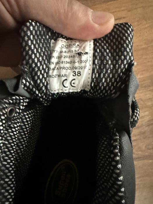 Buty robocze z noskami