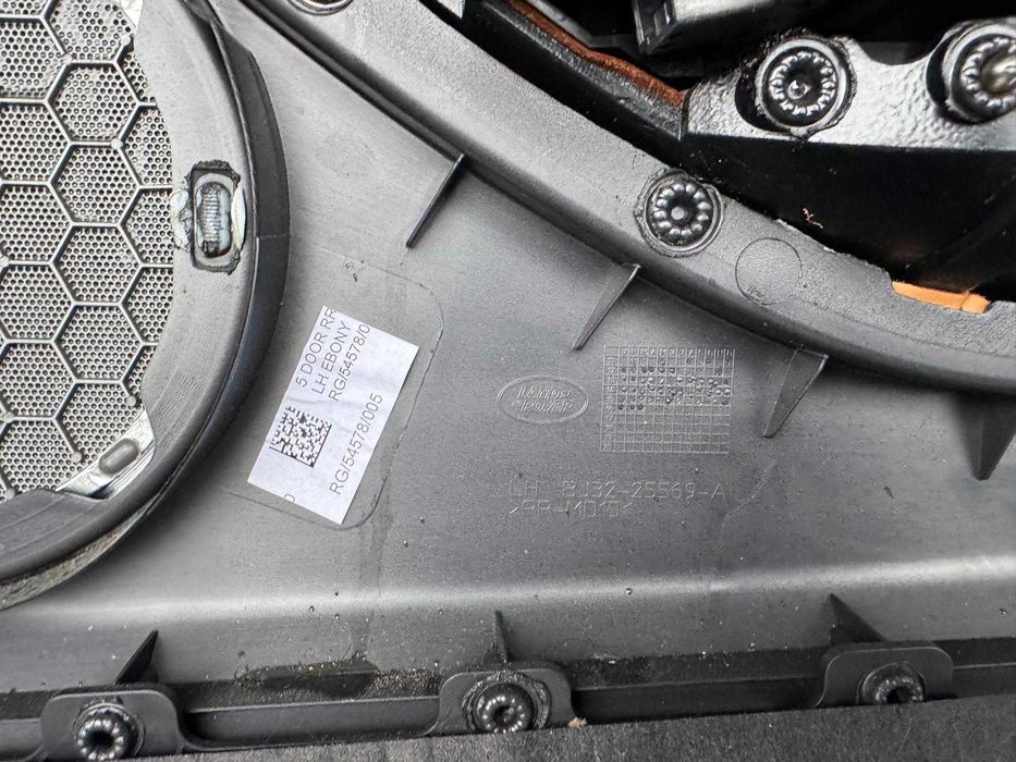 Boczek drzwi lewy tył Land Rover Range Rover Evoque Lift L538