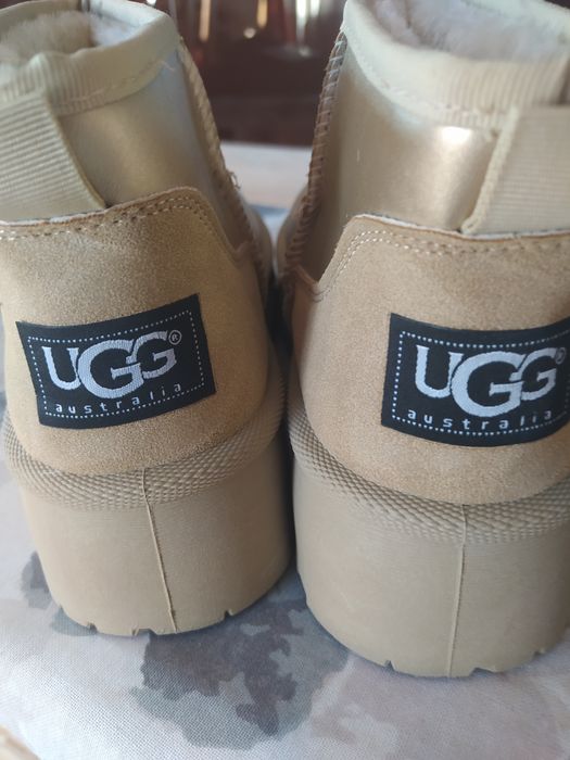 Sprzedam śniegowce  damskie