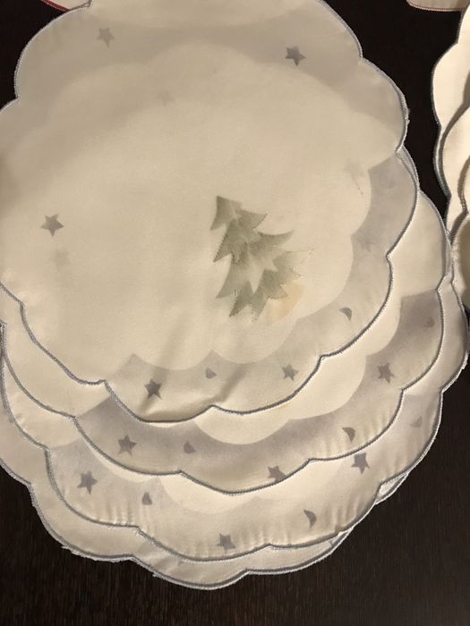 Zestaw 16 serwetek świątecznych