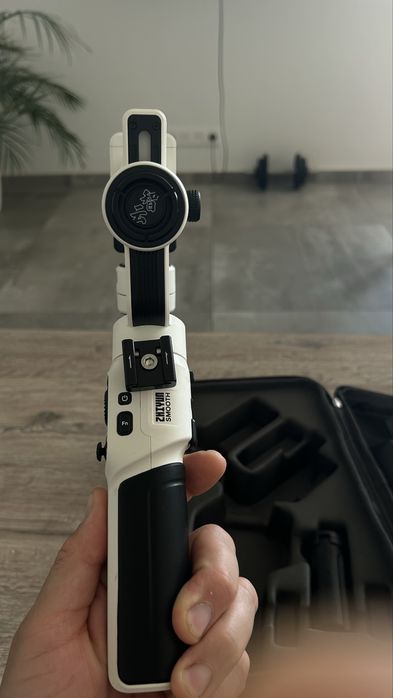 Стабілізатор (гімбал) Zhiyun Smooth 5 White + кейс + мініштатив