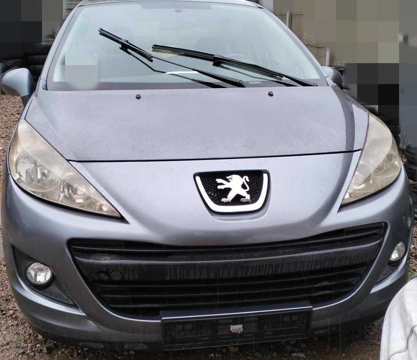 pas przedni kompletny z chłodnicami wzmocnieniem Peugeot 207 fl lift