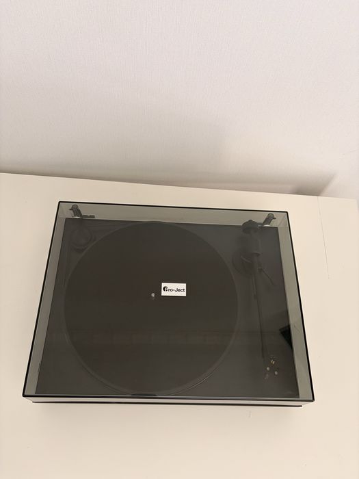 Вініловий програвач Pro-Ject Juke Box S2