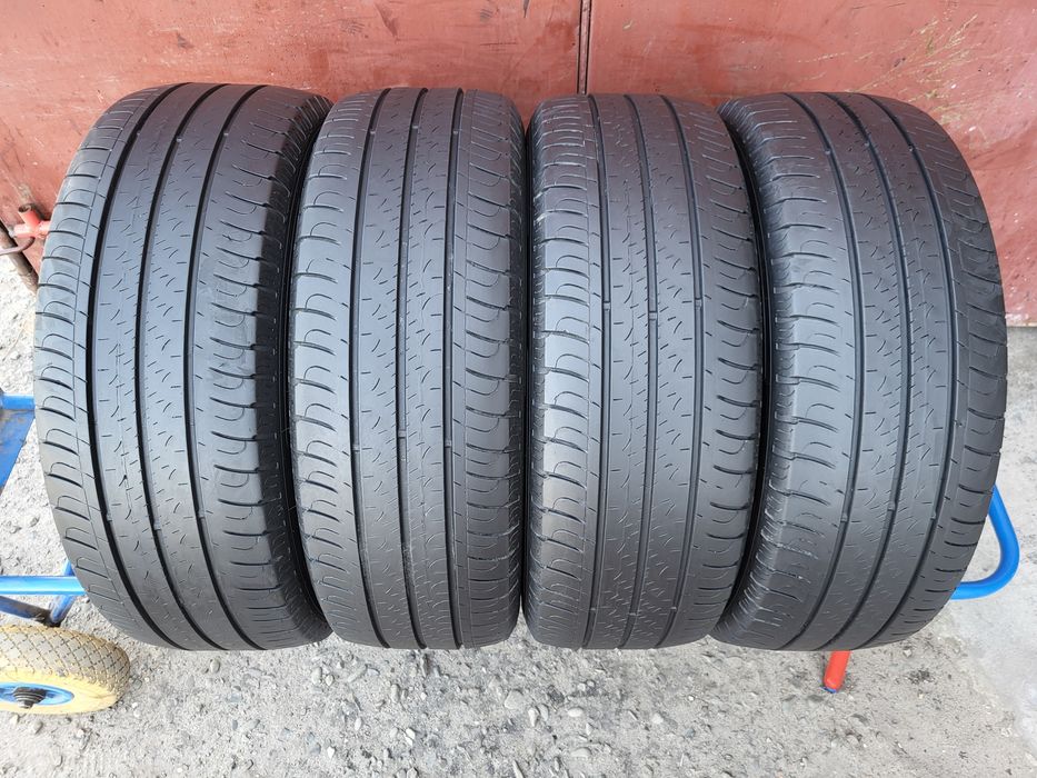 215/60/17C R17C GoodYear EfficientGrip 2шт ціна за 1шт літо шини