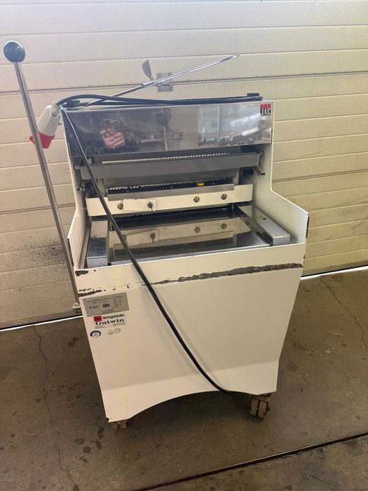 Krajalnica do chleba JAC BEM 450/10