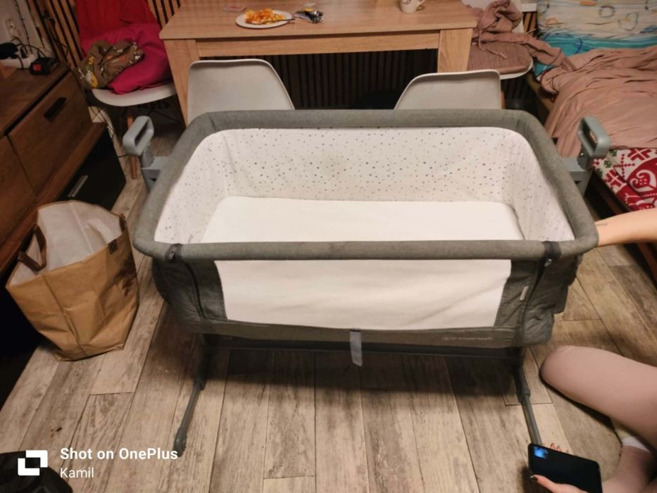 Dostawką do łóżka