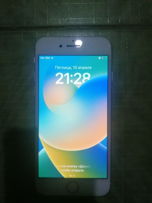 IPhone 8 с гарантией