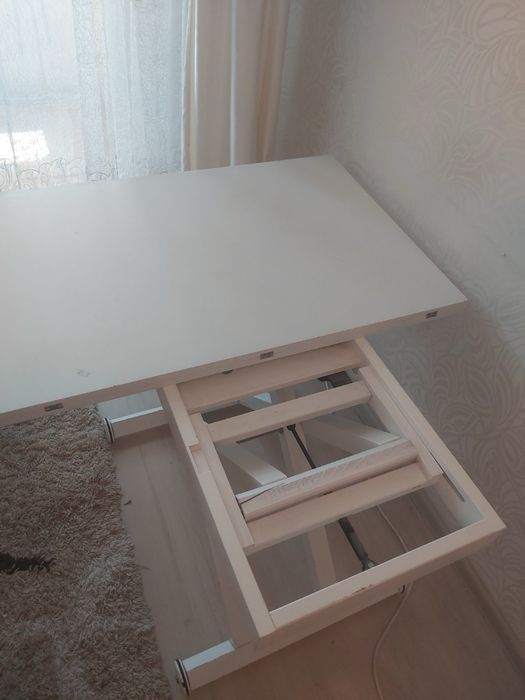 Продам обідній стіл