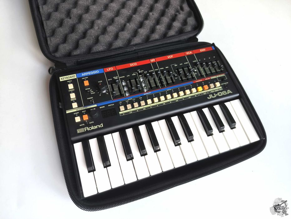 Зеконом 33%! Як нові Синт Roland Juno JU-06A + клава Roland K25-M Keyboard + чохол
