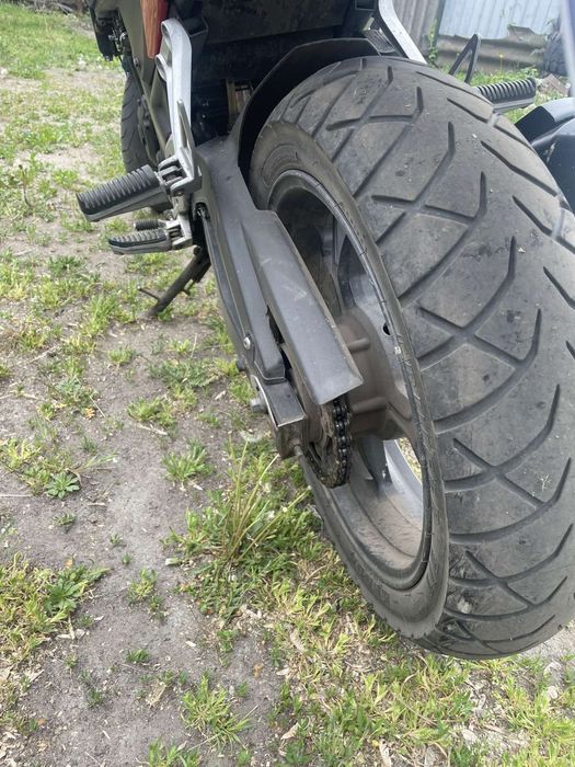 Geon Issen v4 250cc