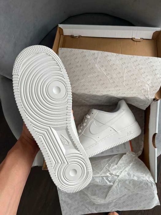 Nike, damskie białe trampki, rozmiar 41