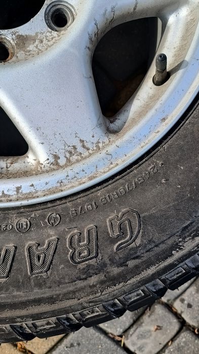 Opony zimowe M+S 245/70/16 Dunlop Grandrek Yokohama Super Digger 816