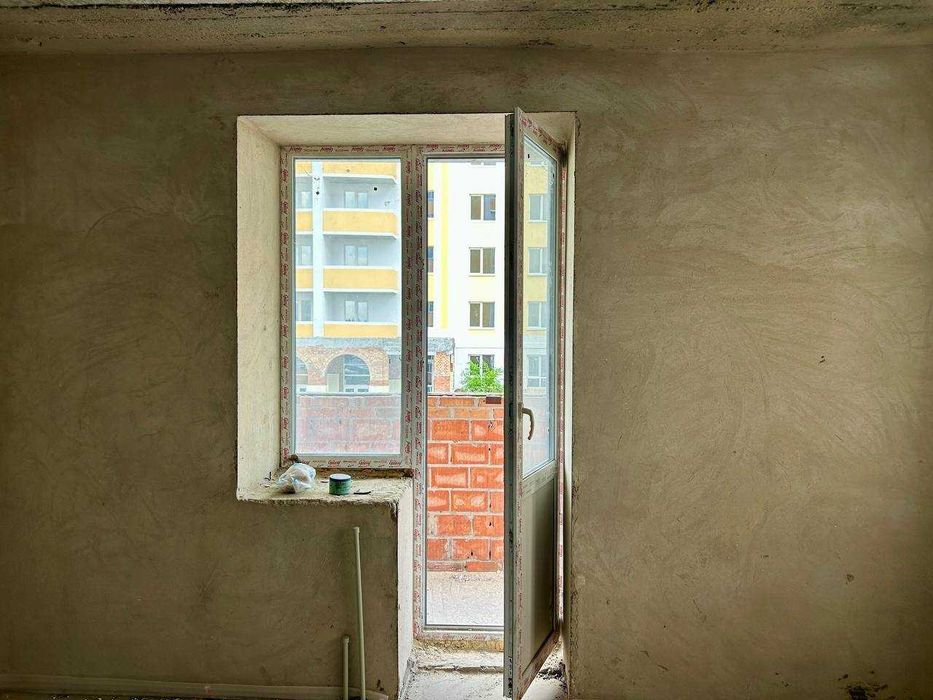 Трикімнатна квартира на першому поверсі, інд.опалення, право власності