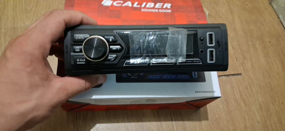Vendo radio caliber com Bluetooth