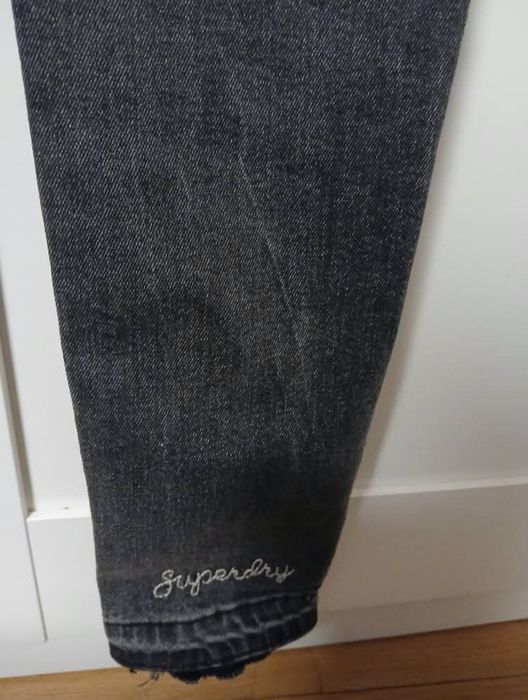 Spodnie jeansowe Superdry