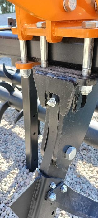 Pług dłutowy SPIDER 5S-250 2,5m Moro Aratri wersja lekka, od 90KM