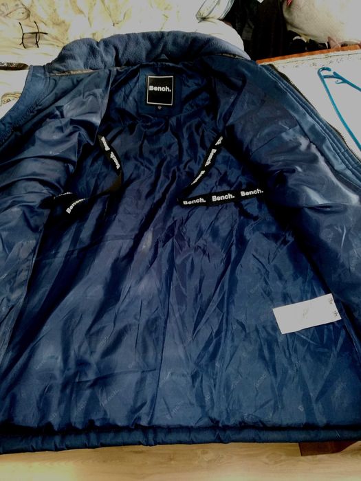 Зимова Куртка BENCH  з США   XL