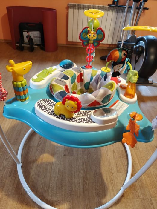 Kolorowy skoczek z dźwiękami Fisher-Price GWD42