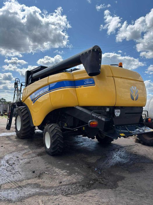 Комбайн New Holland CX6090. Експлуатація з кінця 2015 року.