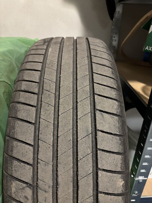 Opony 225/60R18 turanza hdx 857