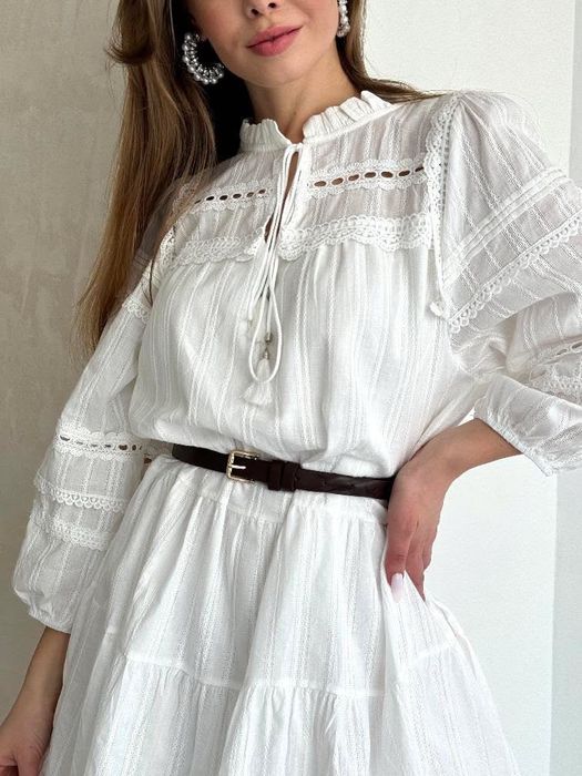 Сукня з ремінцем