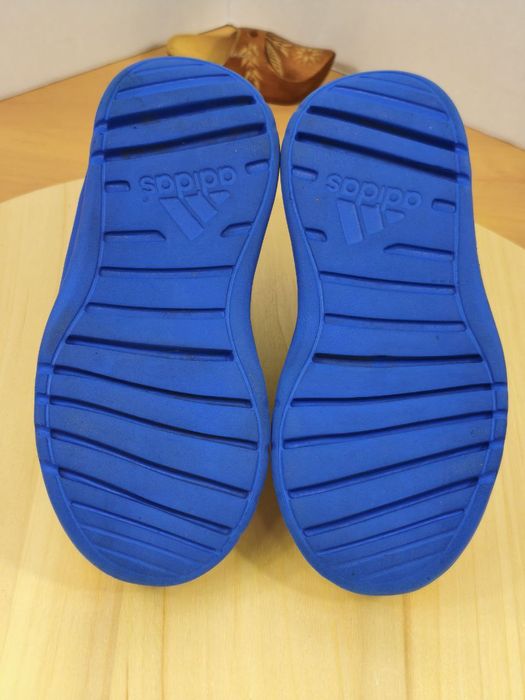 Buciki dla dzieci r.27 Adidas AltaRun CF uniseks