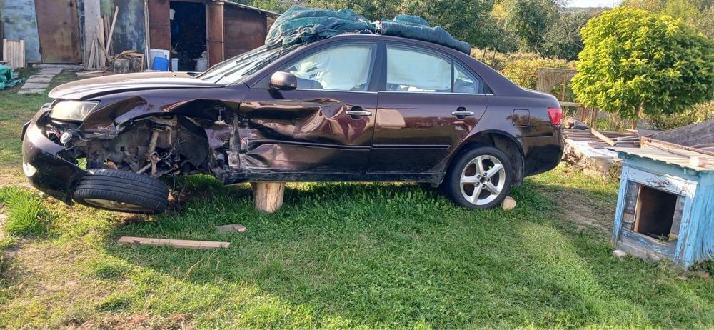 Продам автомобіль Hyundai Sonata