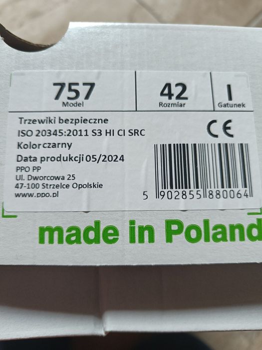 Sprzedaż buty męskie, skórzane do pracy