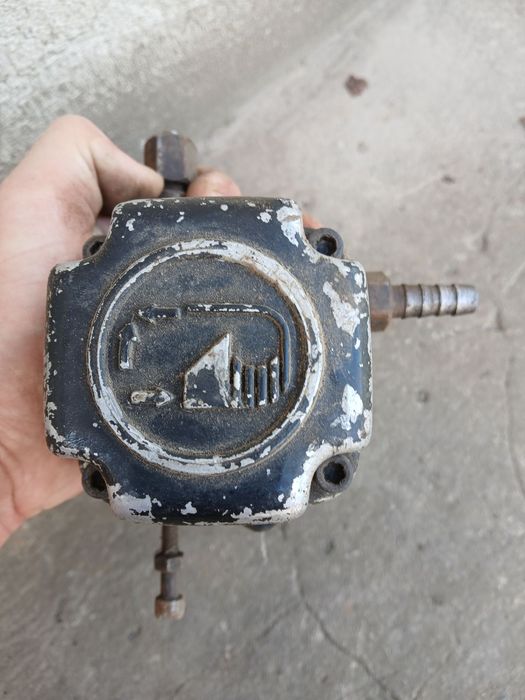 Паливний насос НТФ 100.